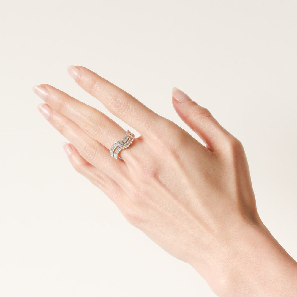 Silhouette Baguette Diamond Ring