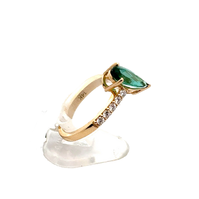 Green Turmaline and Diamond Ring