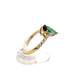 Green Turmaline and Diamond Ring