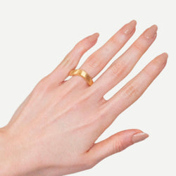 Silhouette Ring