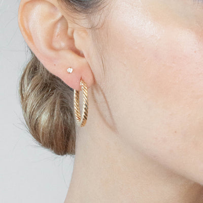 Thin Sneak Chain Hoops